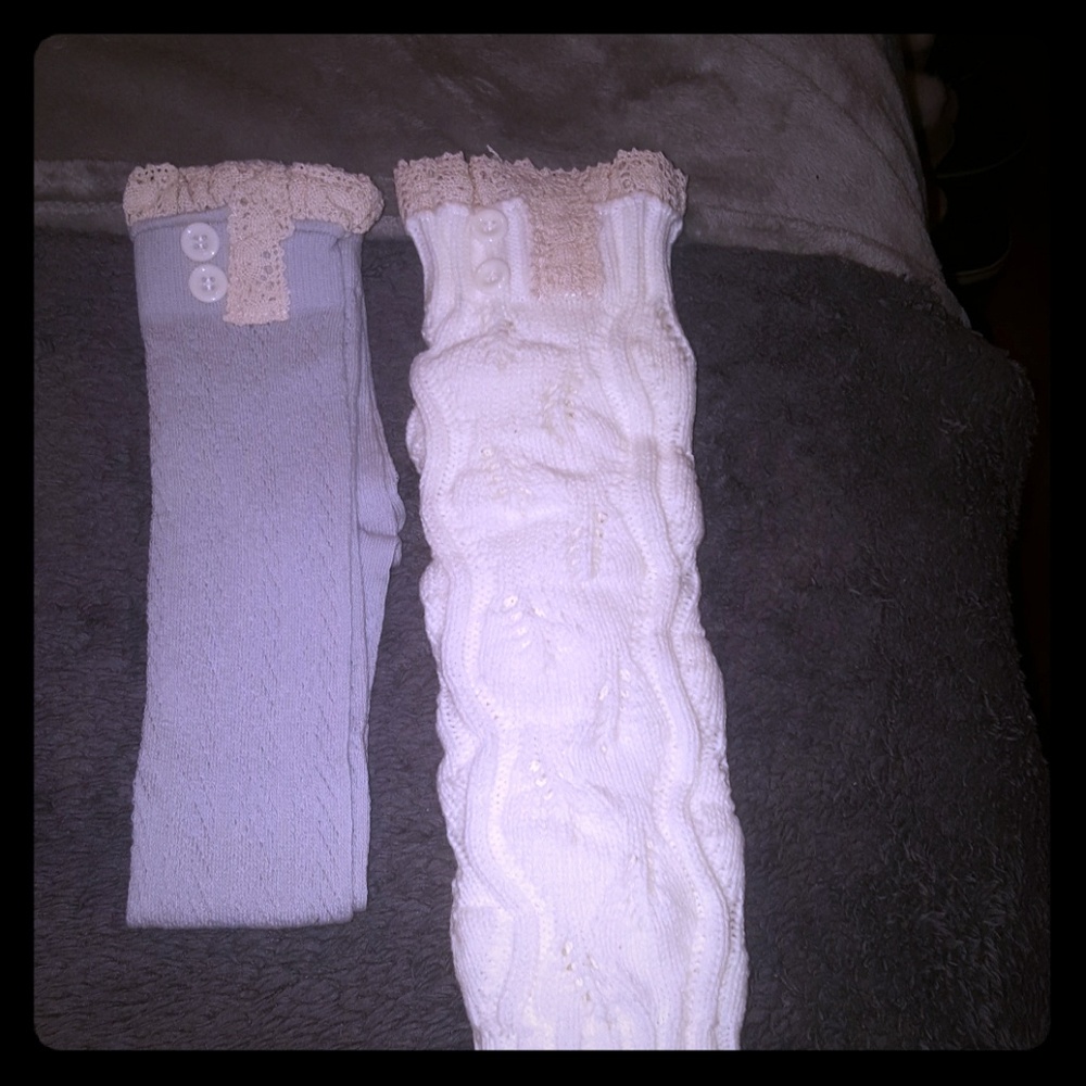 2 pairs of boot socks